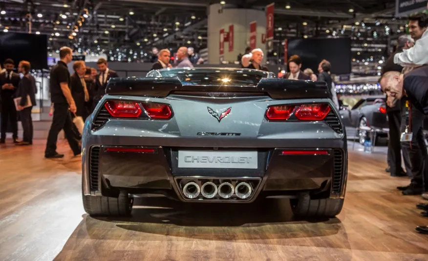 2017 Corvette Grand Sport, General Motors press photo 9 of 19