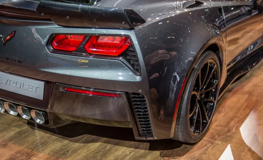 2017 Corvette Grand Sport, General Motors press photo 16 of 19